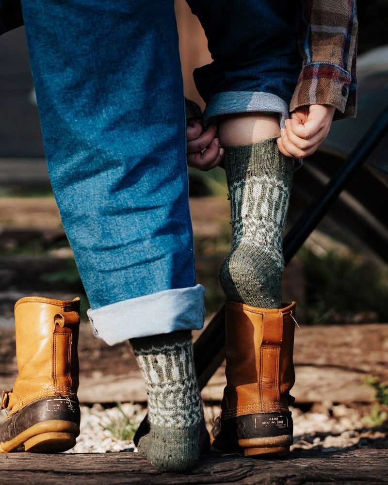 Trails & Valleys: Knitwear for Family Adventures