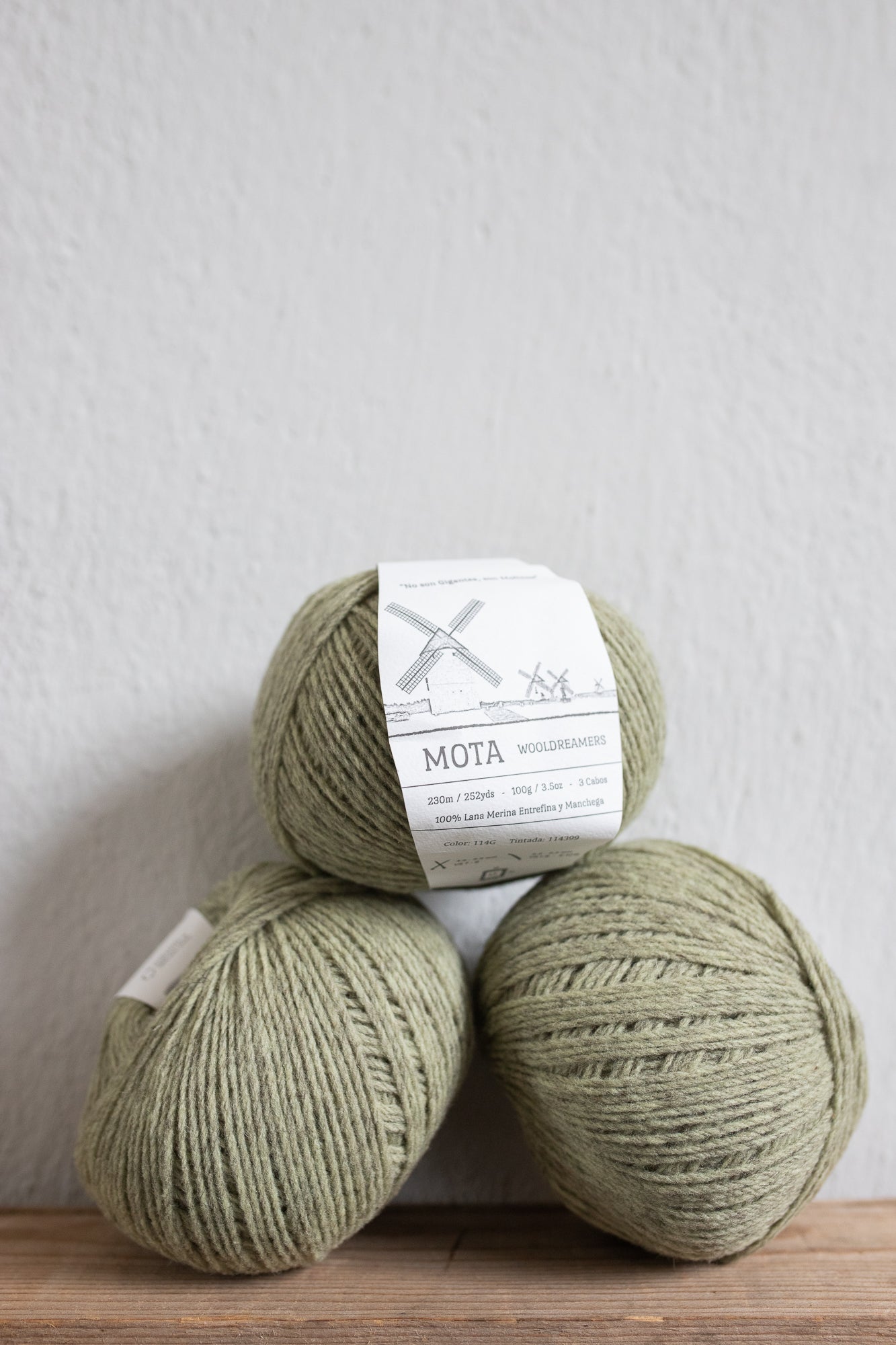 Worsted weight yarns